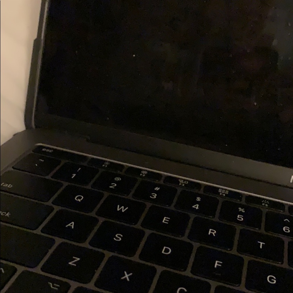 Meet your Posher, Noemi